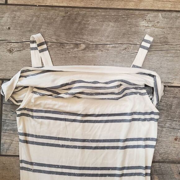Venus White & Gray Striped Cold-Shoulder Ruffle Dress, Size Small - Picture 8 of 8